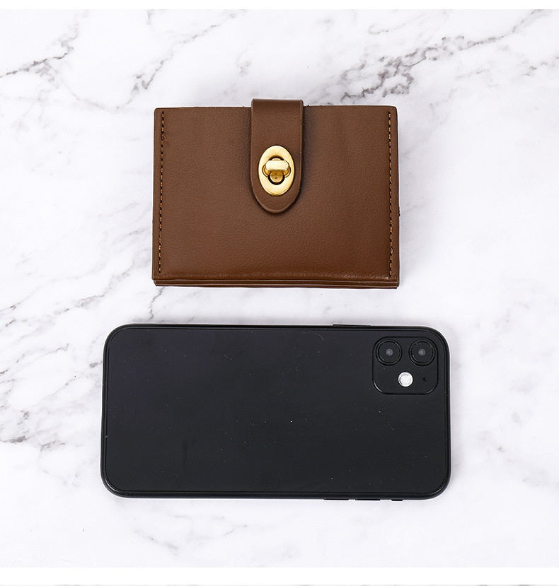 Avoa | Wallet